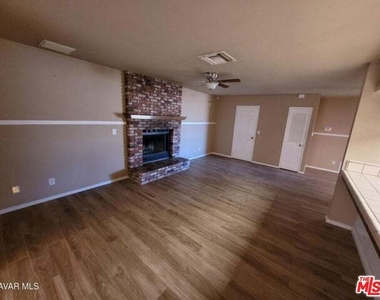 9825 Sally Avenue - Photo Thumbnail 3