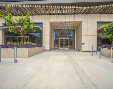 889 Francisco Street - Photo Thumbnail 24