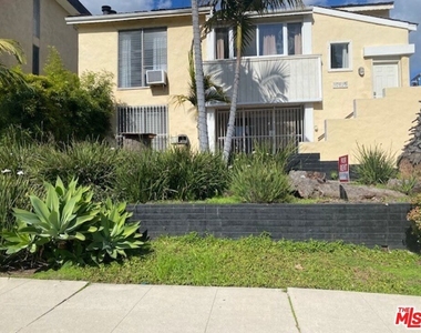 10623 Kinnard Avenue - Photo Thumbnail 1