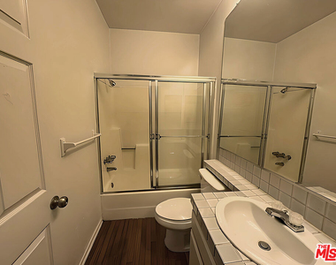 3648 Motor Avenue - Photo Thumbnail 11