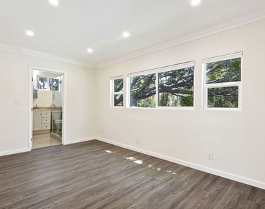 10679 Olympic Boulevard - Photo Thumbnail 13
