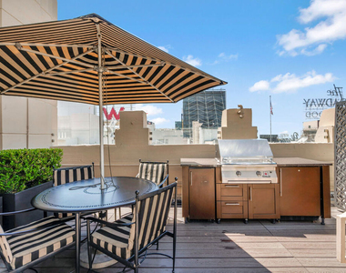 6253 Hollywood Boulevard - Photo Thumbnail 16