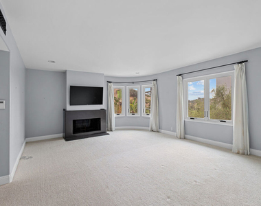 1759 N Beverly Drive - Photo Thumbnail 20