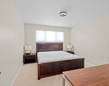 1759 N Beverly Drive - Photo Thumbnail 23
