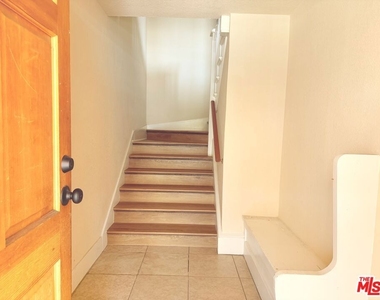 1573 W 30th Street - Photo Thumbnail 1
