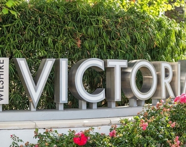 10700 Wilshire Boulevard - Photo Thumbnail 16