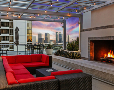 10700 Wilshire Boulevard - Photo Thumbnail 25