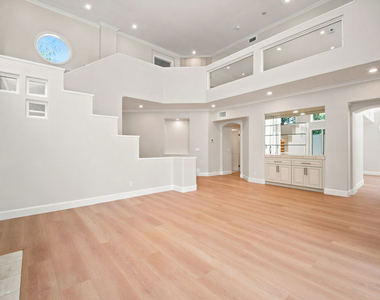 4324 Park Verdi - Photo Thumbnail 20