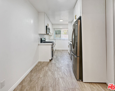804 E Kelso Street - Photo Thumbnail 5