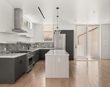 728 Indiana Avenue - Photo Thumbnail 1