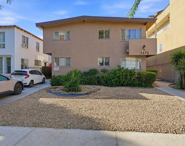 1475 S Wooster Street - Photo Thumbnail 17