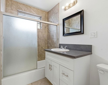 1475 S Wooster Street - Photo Thumbnail 10