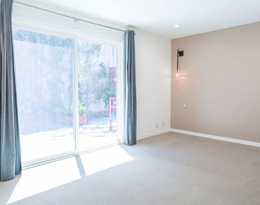 633 Museum Drive - Photo Thumbnail 19
