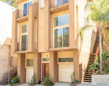 633 Museum Drive - Photo Thumbnail 47