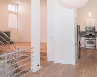 633 Museum Drive - Photo Thumbnail 9