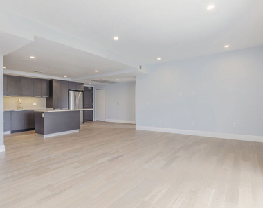 2939 Leeward Avenue - Photo Thumbnail 1