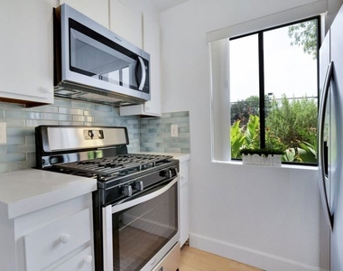 48255 Monroe Street - Photo Thumbnail 4