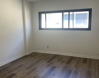 8630 Falmouth Avenue - Photo Thumbnail 17