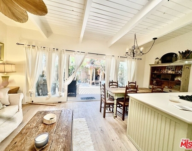 30 20th Avenue - Photo Thumbnail 11