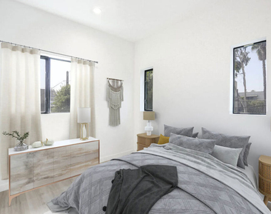 829 Larrabee Street - Photo Thumbnail 6