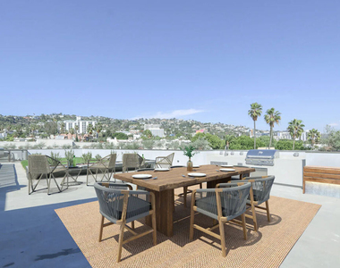 829 Larrabee Street - Photo Thumbnail 10