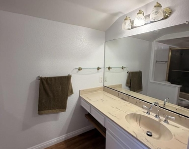 7538 Hawks Peak Way - Photo Thumbnail 26