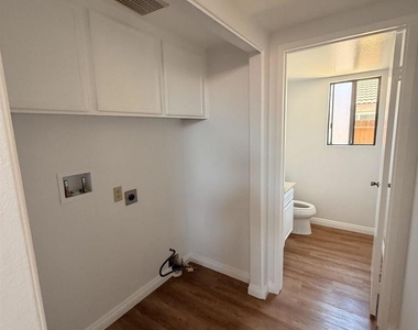 7538 Hawks Peak Way - Photo Thumbnail 18