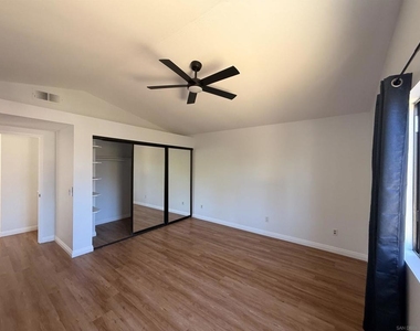 7538 Hawks Peak Way - Photo Thumbnail 25