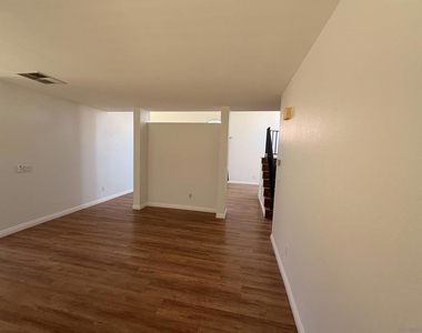 7538 Hawks Peak Way - Photo Thumbnail 15