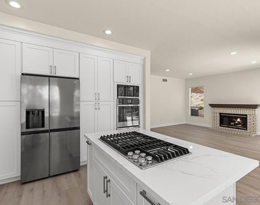 12295 Picrus St - Photo Thumbnail 12