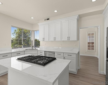 12295 Picrus St - Photo Thumbnail 10