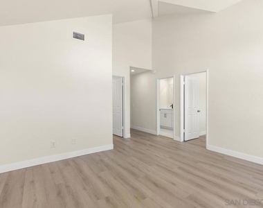 12295 Picrus St - Photo Thumbnail 30