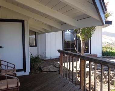 3730 Silverleaf Ln. - Photo Thumbnail 4