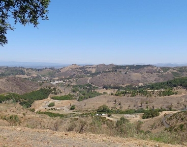 3730 Silverleaf Ln. - Photo Thumbnail 2