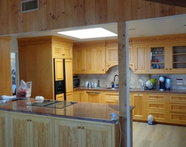 3730 Silverleaf Ln. - Photo Thumbnail 10