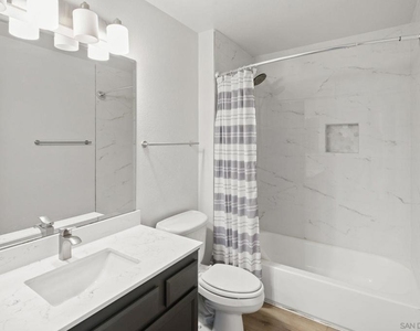 14996 Avenida Venusto - Photo Thumbnail 15