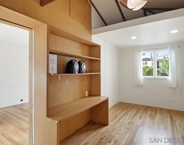 741 Arenas St - Photo Thumbnail 13