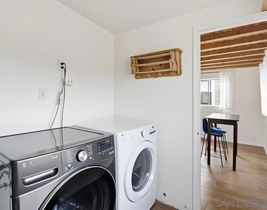 741 Arenas St - Photo Thumbnail 24