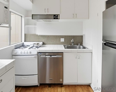 741 Arenas St - Photo Thumbnail 11
