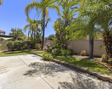 553 Golf Glen Dr - Photo Thumbnail 33