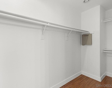 553 Golf Glen Dr - Photo Thumbnail 22