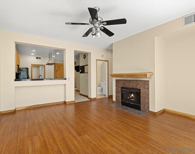 553 Golf Glen Dr - Photo Thumbnail 16