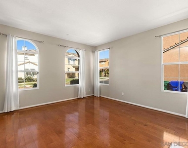 13581 Dogwood Way - Photo Thumbnail 3