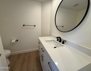 834 Sunstone Street - Photo Thumbnail 10
