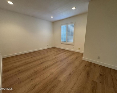 834 Sunstone Street - Photo Thumbnail 14