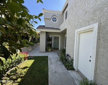 834 Sunstone Street - Photo Thumbnail 2