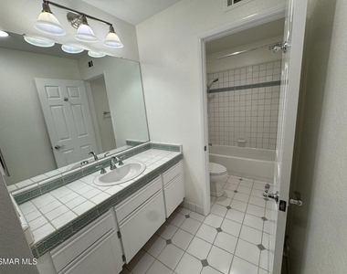 834 Sunstone Street - Photo Thumbnail 15