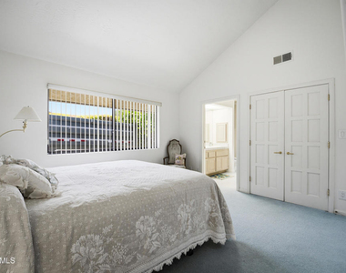 31 Alviso Drive - Photo Thumbnail 12