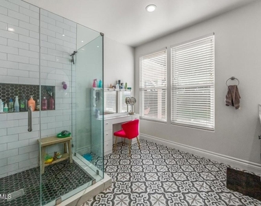 4177 Kingsview Road - Photo Thumbnail 18