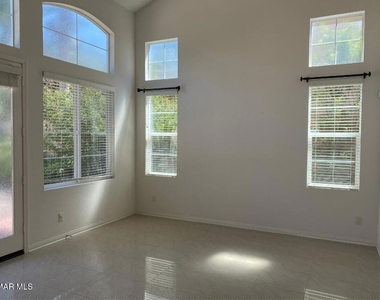 1837 Seasons Street - Photo Thumbnail 8